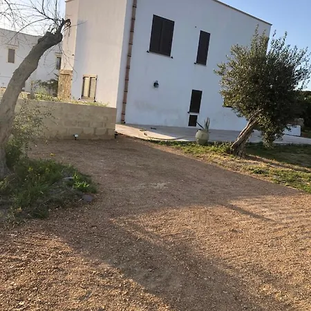 Le Maioliche Allo Stagnone Kite בית נופש