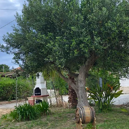 Le Maioliche Allo Stagnone 度假居 *